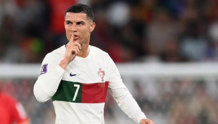 Cristiano Ronaldo gets serious warning from ex-football star over World Cup dream