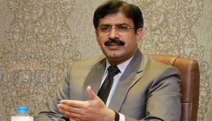 عدالتی احکامات پر بحال ہونے والے ایگزیکٹو ڈائریکٹر ایچ ای سی کا بدسلوکی کا الزام