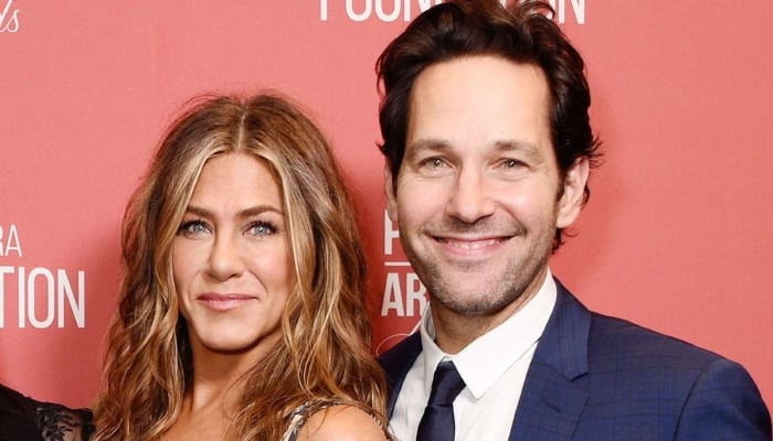 Jennifer Aniston and Paul Rudd