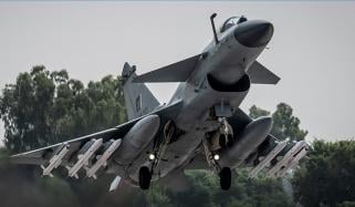 کیا ایران چین سے جدید J-10C طیارے حاصل کرنے جارہا ہے؟
