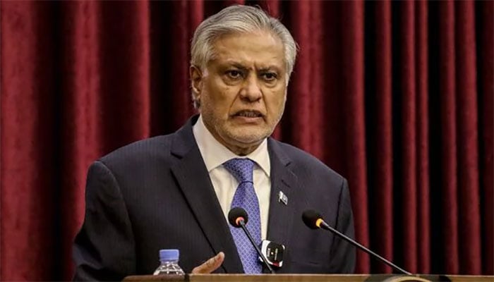 اسحاق ڈار : فائل فوٹو