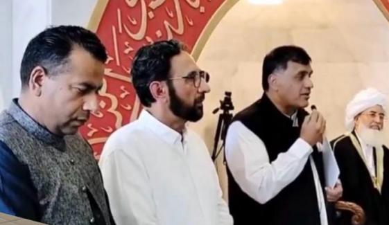پاکستانی ہائی کمشنر کا لندن کی ہیرو سینٹرل مسجد کا دورہ، کمیونٹی ارکان سے ملاقات