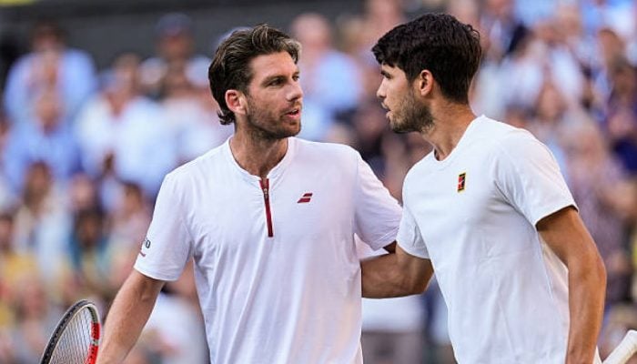 Carlos Alcaraz advances to Wimbledon semi-final after thrashing Cameron Norrie