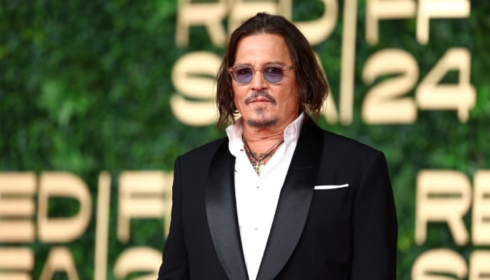 Johnny Depp breaks silence on sudden Fantastic Beasts exit