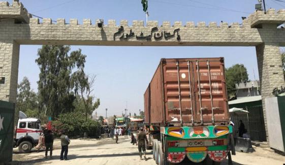 افغانی ڈرائیورز و کلینرز کیلئے ویزا پاسپورٹ میں نرمی کا فیصلہ