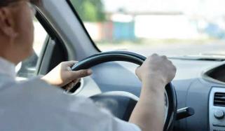 شوہر بیوی کو گیس اسٹیشن پر بھول گیا، 300 کلومیٹر بعد پتہ چلا