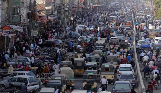  کراچی کی آبادی 2 کروڑ 30 لاکھ سے بڑھ گئی