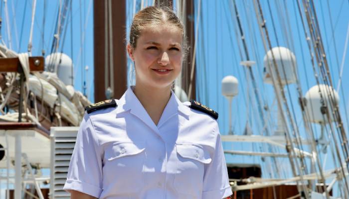 Royal Family gives new update on Princess Leonor’s military training