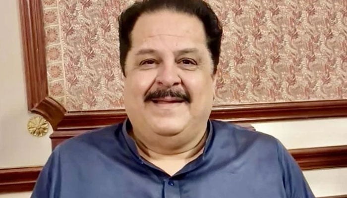 ثناءاللّٰہ مستی خیل نے پارلیمنٹیرینز، گریڈ 22 کے افسران کی مراعات و تنخواہوں کی تفصیلات مانگ لیں