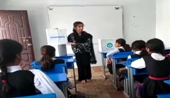 نوجوانوں کے عالمی دن پر 14سالہ علینہ بلوچ نئی نسل کیلئے مثال بن گئی