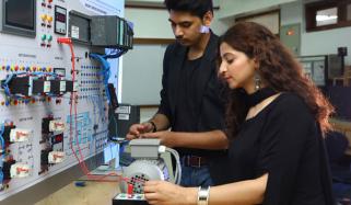 ورلڈ یوتھ اسکلز ڈے: پاکستان میں1کروڑ 87لاکھ سے زائد نوجوان بے روزگاری کا شکار