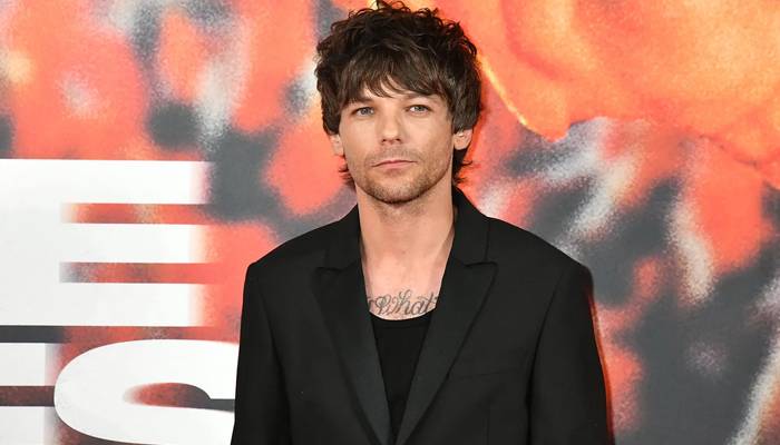 Louis Tomlinson receives 1D fans’ support amid conspiracy chat