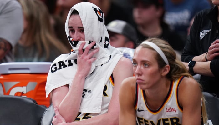 Caitlin Clark breaks down into tears after injury against Connecticut Sun