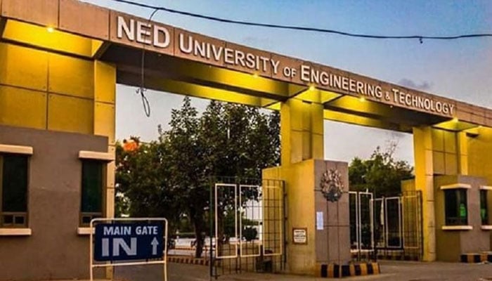 این ای ڈی یونیورسٹی داخلہ ٹیسٹ میں کیمبرج کے 89 فیصد بچے کامیاب، دوسرا نمبر فیڈرل بورڈ کا رہا