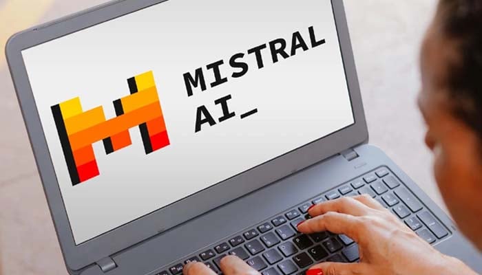 Mistral’s Le Chat chatbot gets Deep Research Mode and productivity features