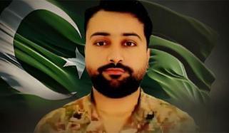 بلوچستان میں شہید ہونے والے میجر رب نواز مکمل فوجی اعزاز کے ساتھ سپرد خاک 