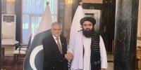 اسحاق ڈار کی عبوری افغان وزیرِ خارجہ سے ملاقات