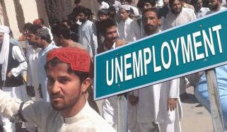 کے پی: 59 فیصد شہری بیروزگاری میں اضافے پر پریشان