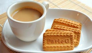 چائے کیساتھ بسکٹ کھانا مضرِ صحت کیوں ہے؟