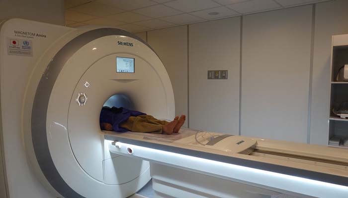 Long Island man fatally pulled into MRI machine by metal chain