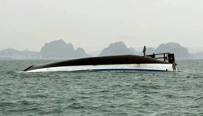 Ha Long Bay disaster claims 34 lives after tourist boat overturns
