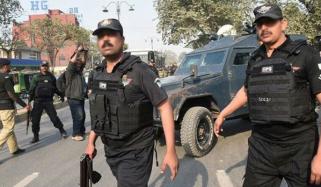 کوہاٹ: پولیس مقابلے میں 2 اشتہاری ملزمان ہلاک