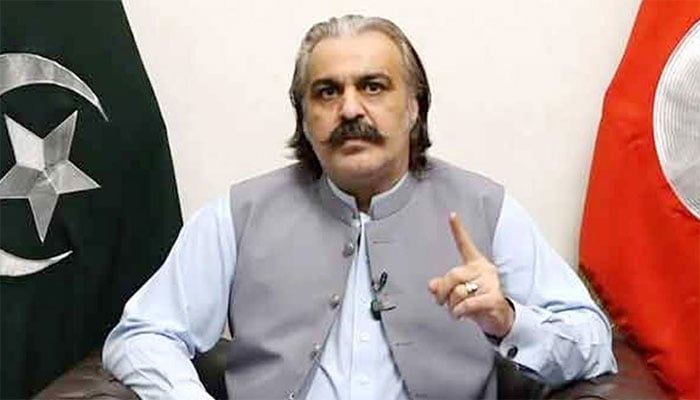 وزیرِ اعلیٰ خیبر پختون خوا علی امین گنڈا پور—فائل فوٹو