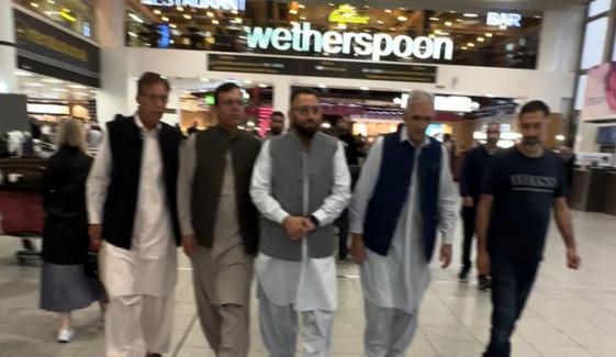 ن لیگ آزاد کشمیر کے رہنما ملک محمد نواز خان نجی دورے پر برطانیہ پہنچ گئے