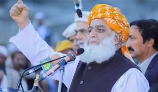 ’جس کو تنگ کرنا ہو اس کی فائل کھولی جاتی ہے‘