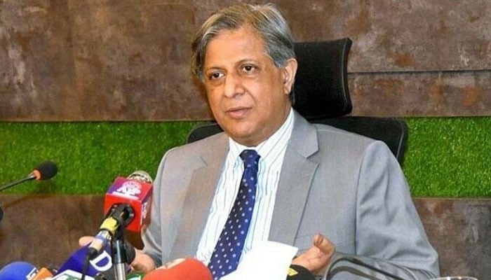 وفاقی وزیر قانون اعظم نذیر تارڑ(فائل فوٹو)۔