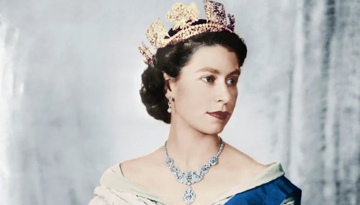 Royal Family to exhibit late Queen’s 200 iconic items on her 100th birthday