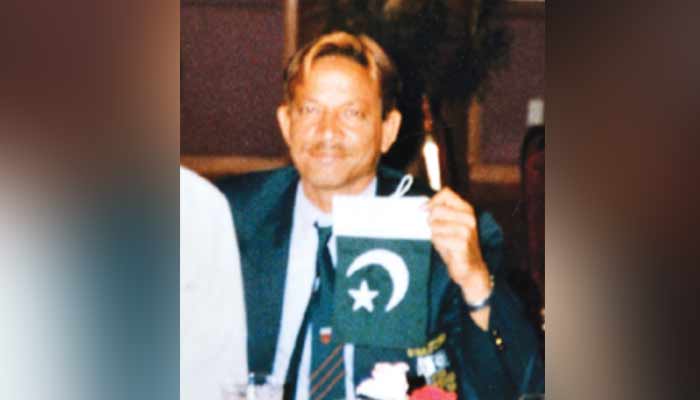 سابق فیفا ریفری اور نیشنل فٹبالر احمد جان کا طویل علالت کے بعد انتقال
