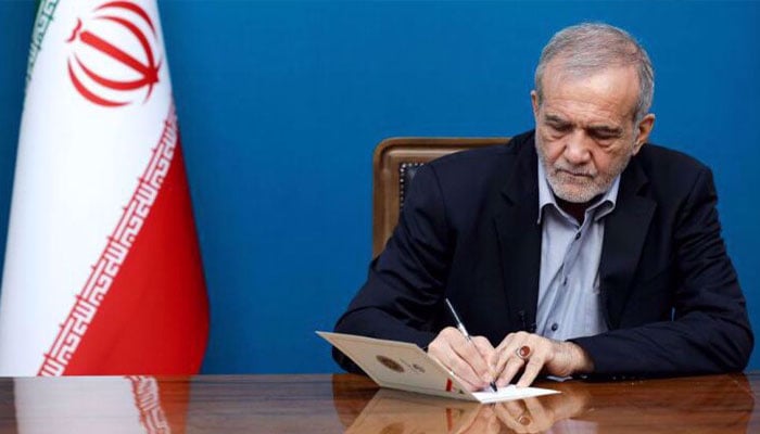 ایرانی صدر  ڈاکٹر مسعود پزشکیان —فائل فوٹو