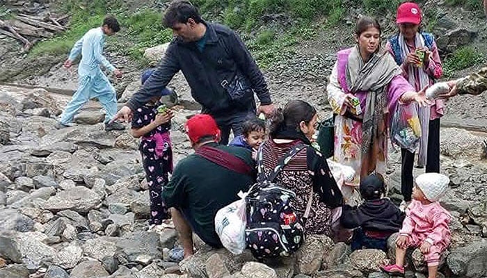 دیامر اور اس کا سیاحتی مقام بابوسر اداس، سیلاب سے ہرطرف تباہی کے مناظر