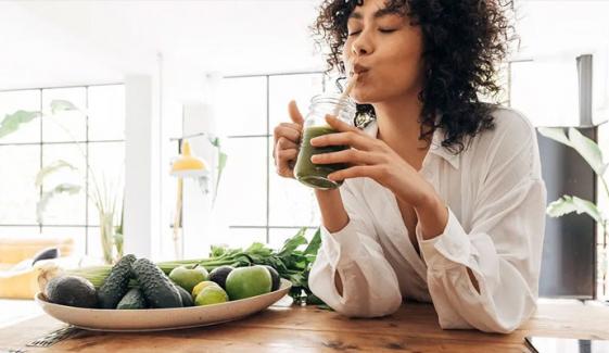 خود کا خیال نہ رکھنے کی عادت لوگوں میں ذہنی مسائل کی وجہ بن رہی ہے: ماہرین