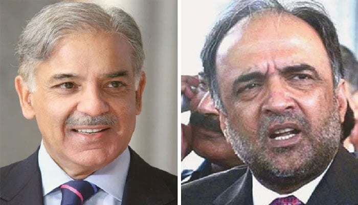 قمر زمان کائرہ اور وزیرِ اعظم شہباز شریف—فائل فوٹوز