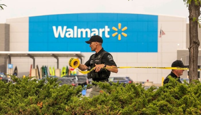 Michigan Walmart atabbing leaves 11 injured, suspect arrested