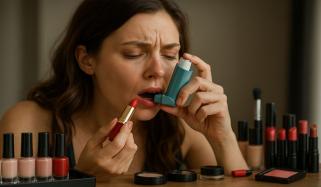 ’میک اپ کا روزانہ استعمال خواتین میں دمہ کی وجہ بن سکتا ہے‘