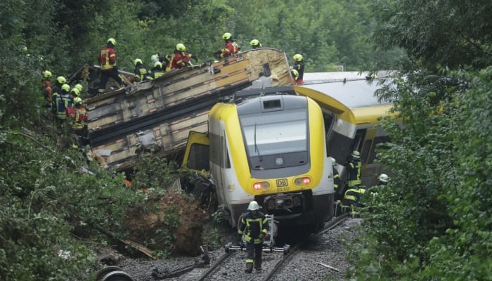 Three killed, more injured in train derailment incident in Germany