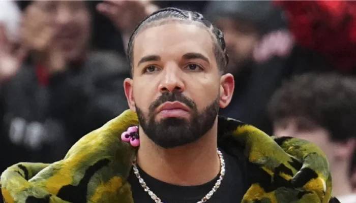Drake disappoints fans by postponing Manchester concert