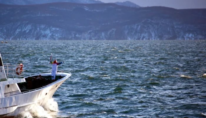 Tsunami advisories issued after 8.0 magnitude quake hit Russian coast