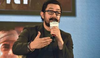 عامر خان نے جھوٹ بولنے پر سب سے معافی مانگ لی
