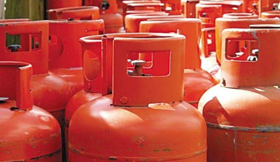 یکم اگست سے ایل پی جی سستی کردی گئی، اوگرا کا نوٹیفکیشن آگیا