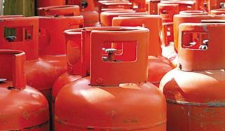 یکم اگست سے ایل پی جی سستی کردی گئی، اوگرا کا نوٹیفکیشن آگیا