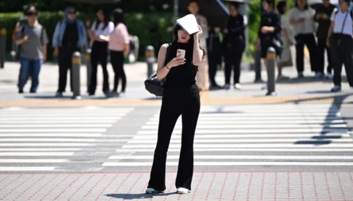 Japan, South Korea scorch under blistering heat amid climate crisis