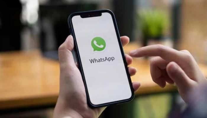 WhatsApp to roll out alerts for status updates from selected contacts