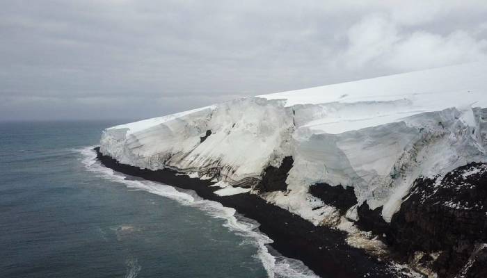 Loneliest place on Earth: Mysterious island hidden deep in South Atlantic
