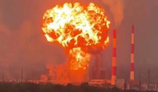 یوکرین کا روسی تیل کی تنصیبات و ملٹری ایئر فیلڈ کو نشانہ بنانے کا دعویٰ