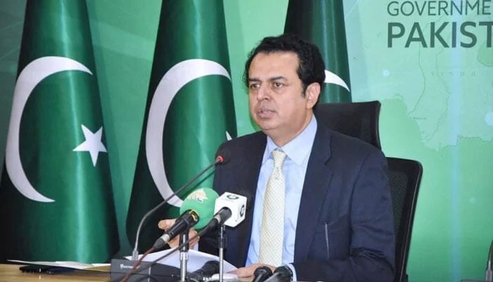 طلال چوہدری — فائل فوٹو