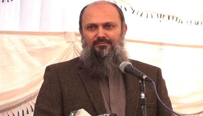 وفاقی وزیرِِ تجارت جام کمال خان—فائل فوٹو